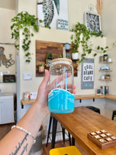 Load image into Gallery viewer, Ocean Handmade Resin Tumbler (16oz)
